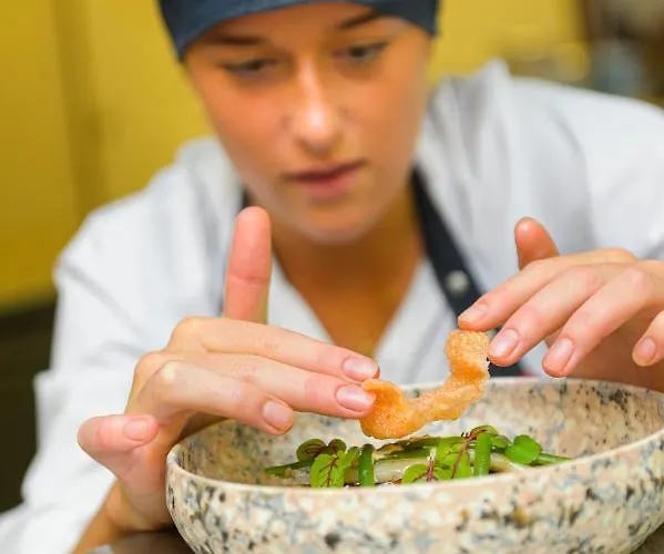 ホテル Teaching *